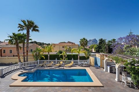 This spacious villa in Calpe is located in a relaxed area lined with colorful houses. It comes with a private swimming pool for refreshing dives during summer and a balcony for soaking in the winter sun during the day and enjoying barbecues in the ev...