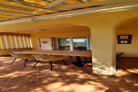 Apartment Stella Casa Bruno is located in Vrsi, a small and picturesque village in Zadar County, Croatia. Vrsi is known for its tranquil atmosphere, beautiful beaches, and proximity to various cultural and natural attractions. These activities provid...